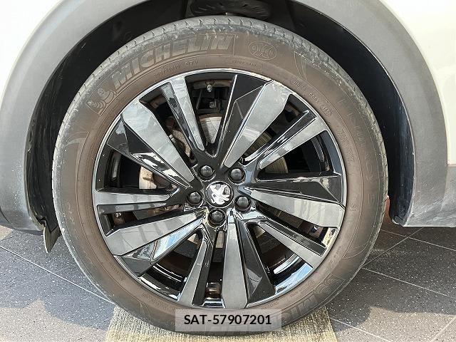 Peugeot 5008 2023-05 6614098-8
