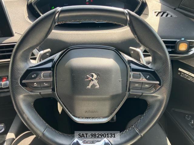 Peugeot 5008 2018-01 6614104-15