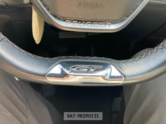 Peugeot 5008 2018-01 6614104-18