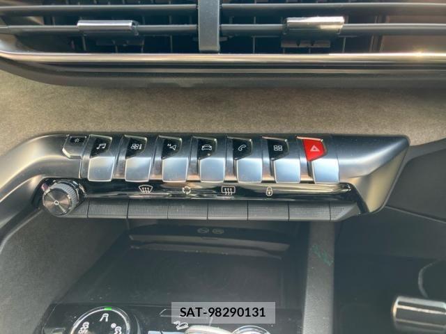 Peugeot 5008 2018-01 6614104-19