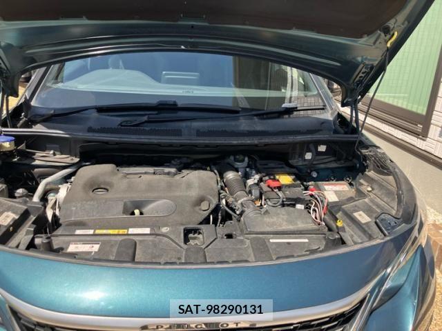 Peugeot 5008 2018-01 6614104-27