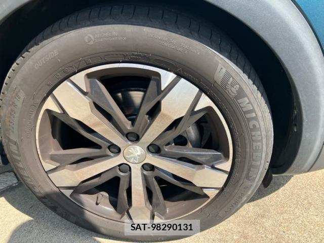 Peugeot 5008 2018-01 6614104-3