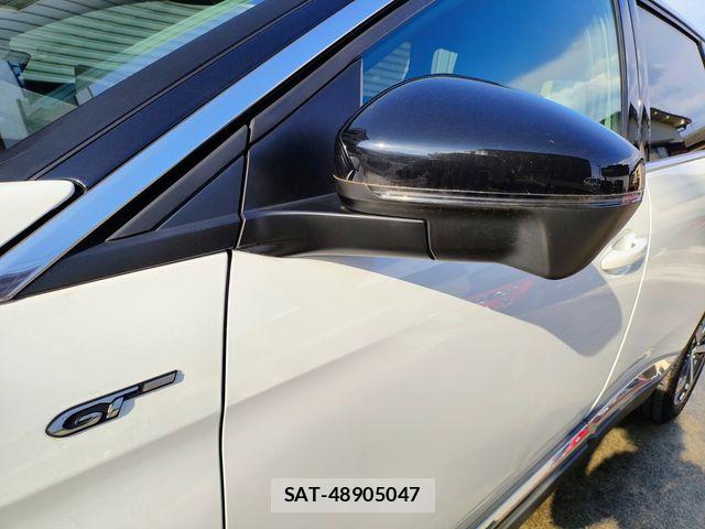 Peugeot 5008 2020-10 6752840-11