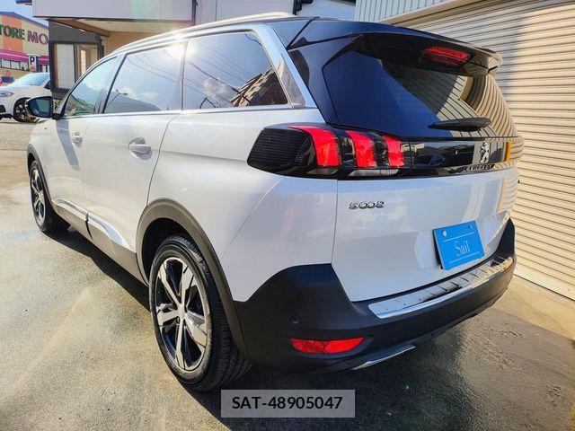 Peugeot 5008 2020-10 6752840-2