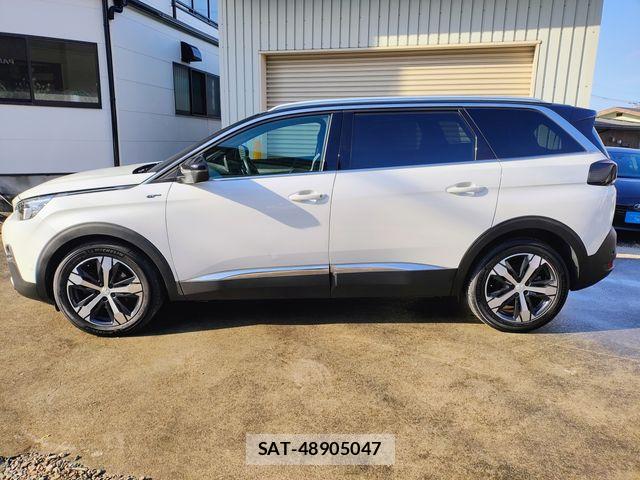 Peugeot 5008 2020-10 6752840-4