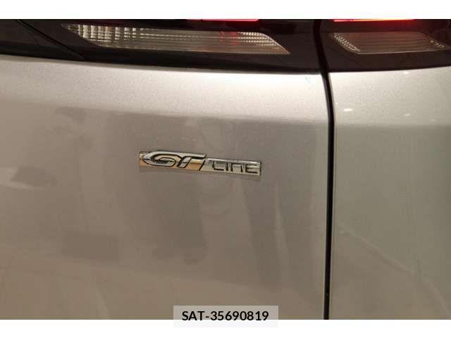Peugeot 5008 2020-03 6752841-13