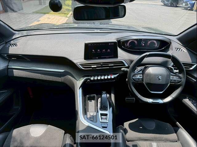Peugeot 5008 2021-07 6997102-3