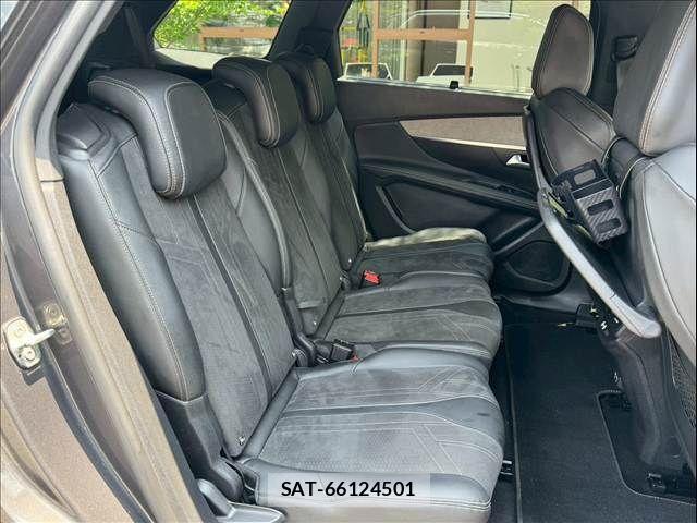 Peugeot 5008 2021-07 6997102-6