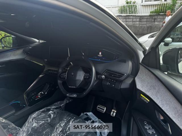 Peugeot 5008 2022-02 6997101-8