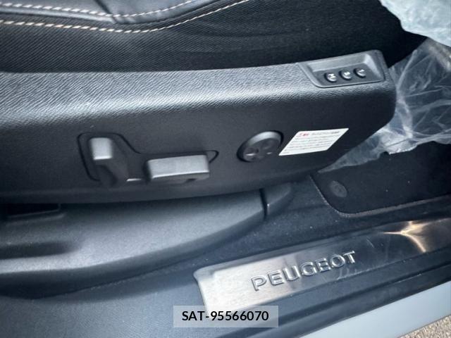 Peugeot 5008 2022-02 6997101-10