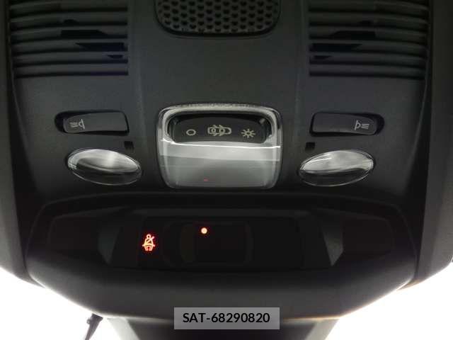 Peugeot 5008 2019-10 7251903-17