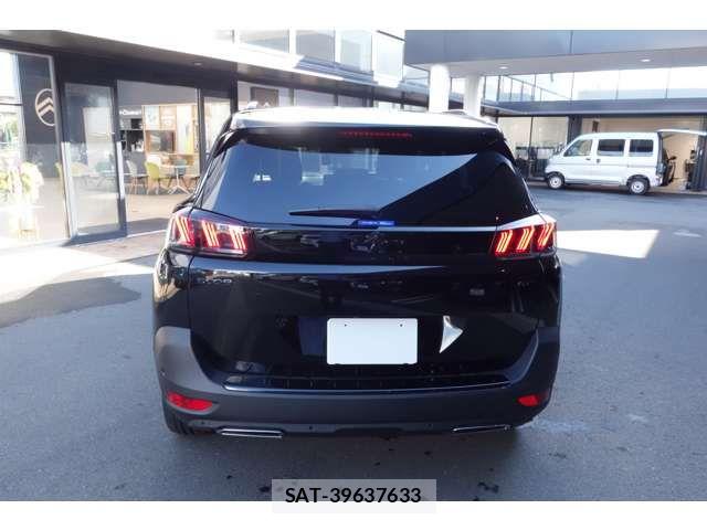 Peugeot 5008 2023-09 7251902-11