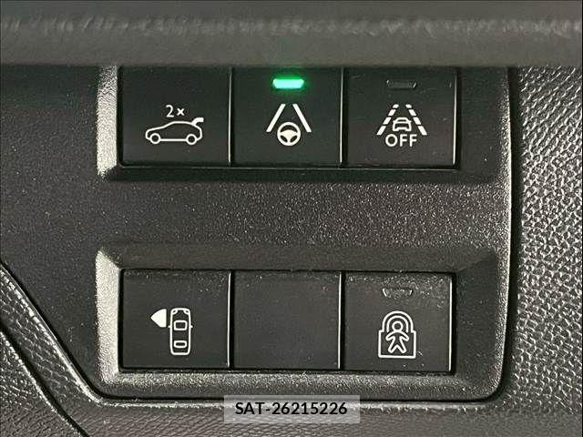 Peugeot 5008 2021-05 7251900-10