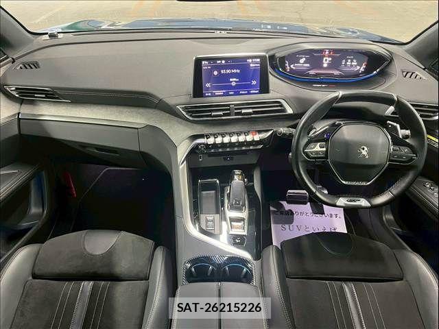 Peugeot 5008 2021-05 7251900-2