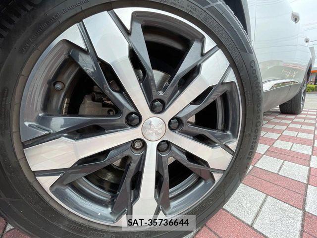 Peugeot 5008 2018-09 7329310-11