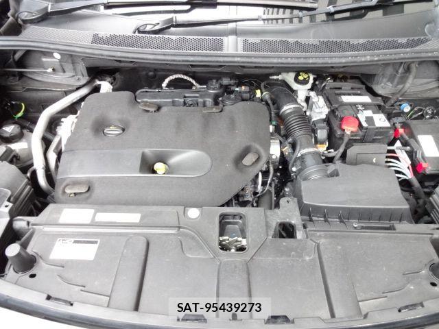Peugeot 5008 2023-11 7329307-11