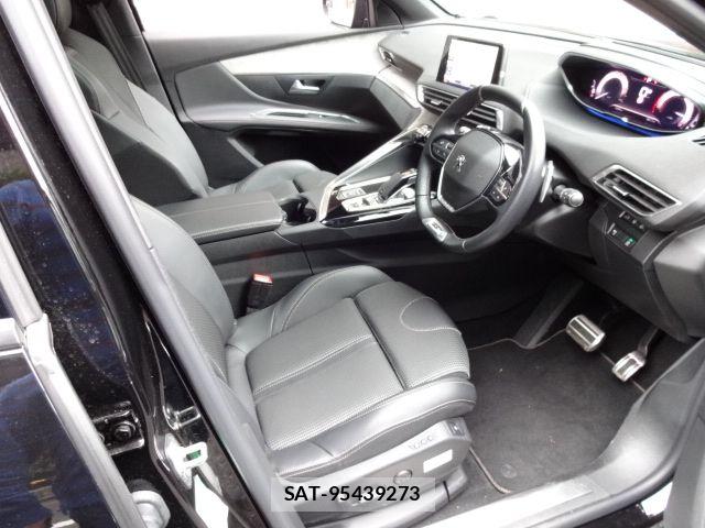 Peugeot 5008 2023-11 7329307-14