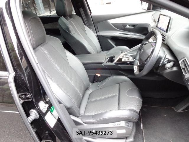 Peugeot 5008 2023-11 7329307-15