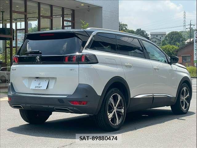 Peugeot 5008 2022-01 7359283-16