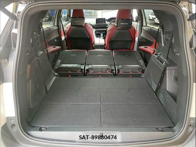 Peugeot 5008 2022-01 7359283-17