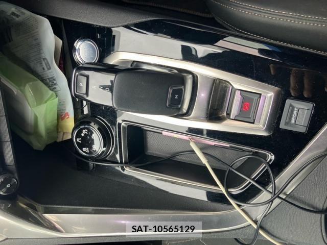 Peugeot 5008 2019-10 7359285-18