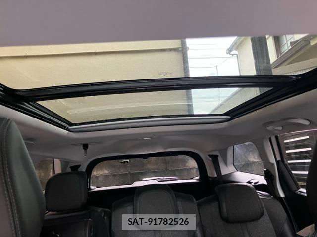 Peugeot 5008 2017-09 7359286-15