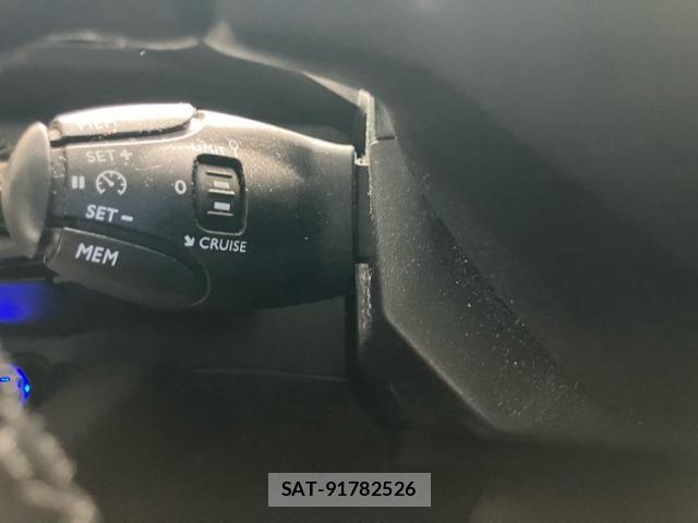 Peugeot 5008 2017-09 7359286-24