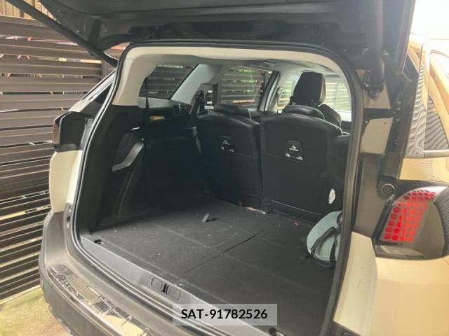 Peugeot 5008 2017-09 7359286-28