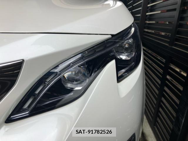 Peugeot 5008 2017-09 7359286-2
