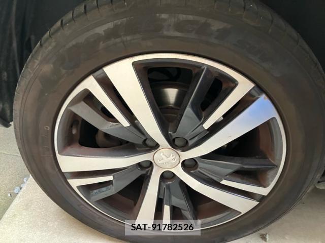 Peugeot 5008 2017-09 7359286-5