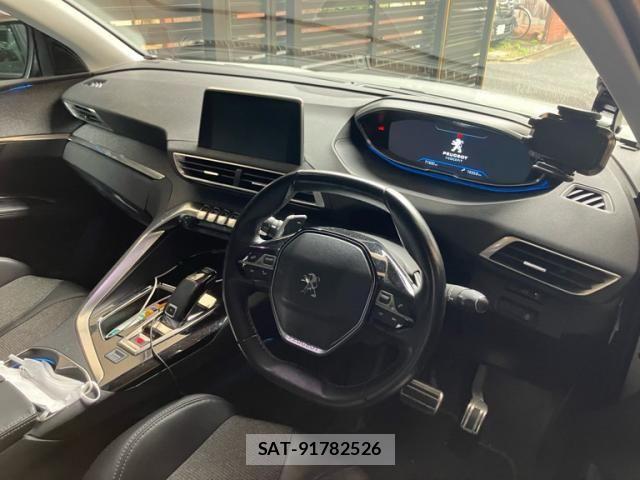 Peugeot 5008 2017-09 7359286-8