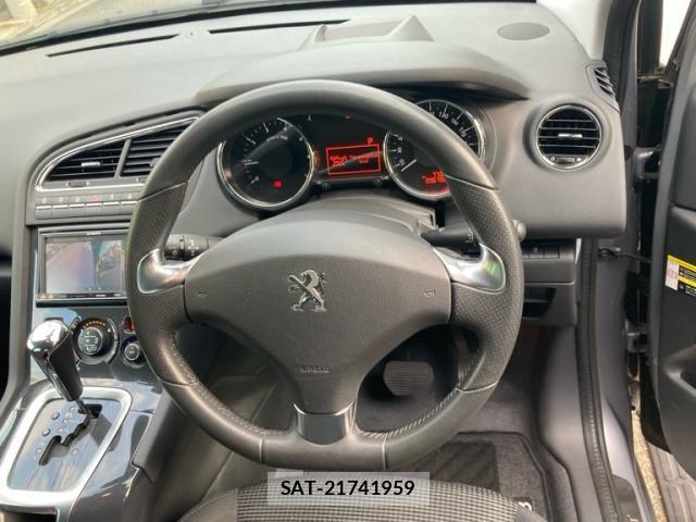 Peugeot 5008 2014-09 7456742-17