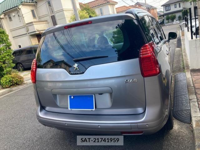 Peugeot 5008 2014-09 7456742-2