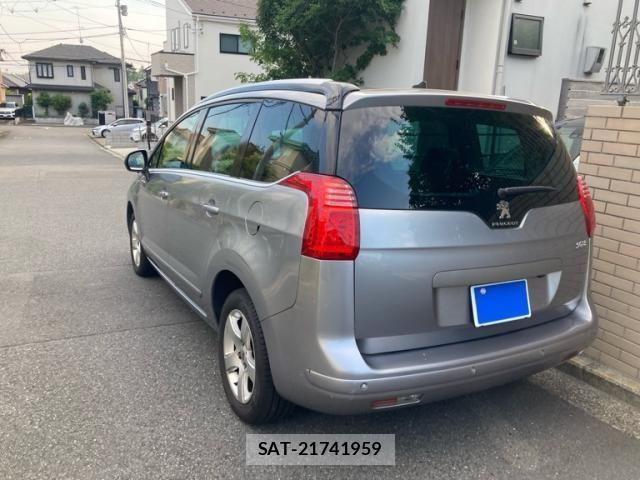 Peugeot 5008 2014-09 7456742-3