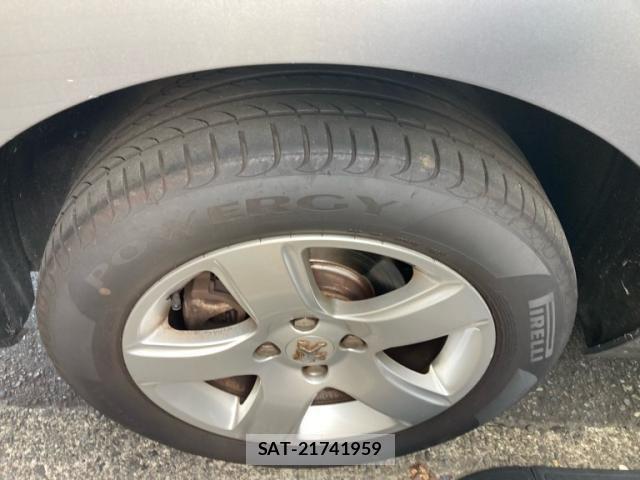 Peugeot 5008 2014-09 7456742-6