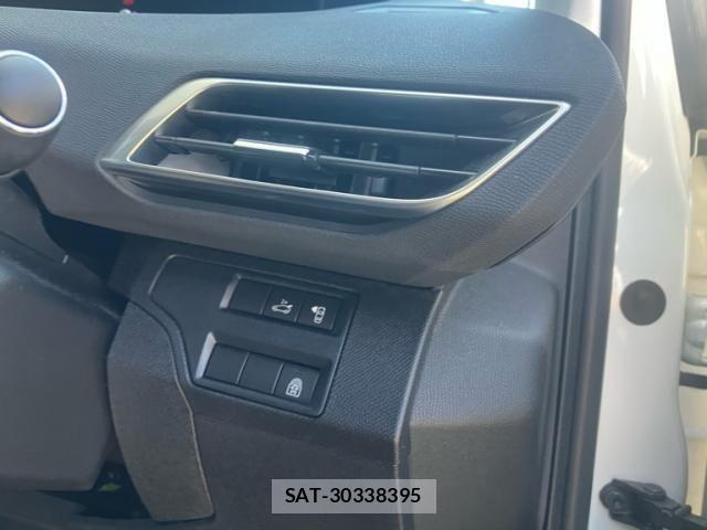 Peugeot 5008 2019-08 7456740-22