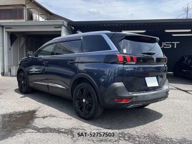 Peugeot 5008 2018-01 7727159-18