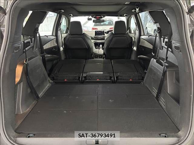 Peugeot 5008 2023-01 7727156-17