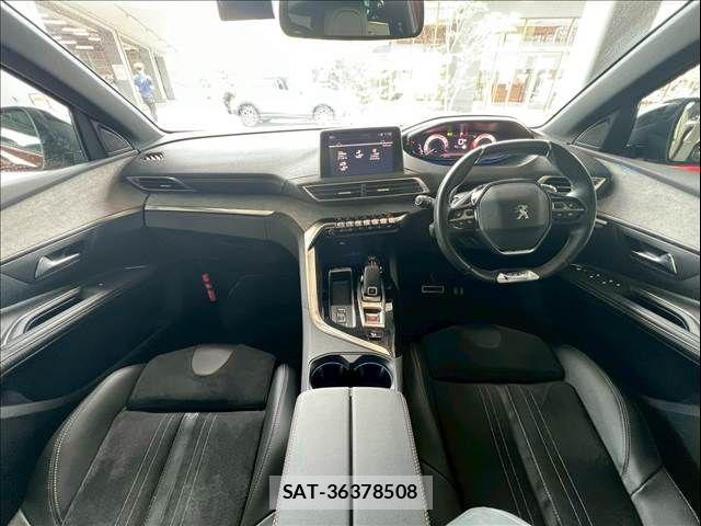 Peugeot 5008 2021-05 7727155-2