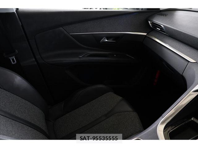 Peugeot 5008 2018-05 7727163-21