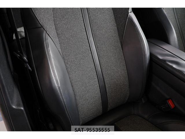 Peugeot 5008 2018-05 7727163-24