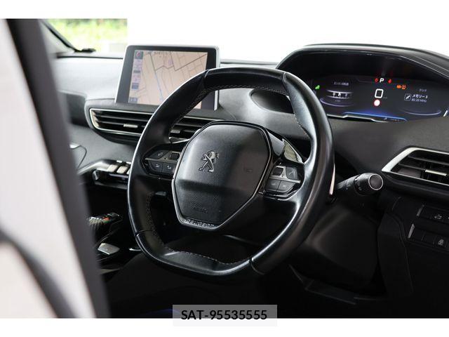 Peugeot 5008 2018-05 7727163-7
