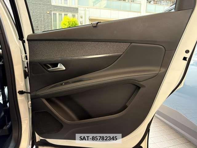 Peugeot 5008 2020-03 7788188-16