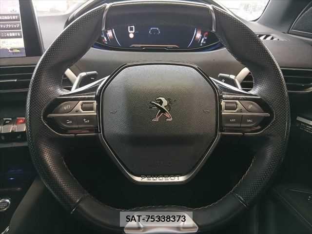 Peugeot 5008 2020-03 7878747-11