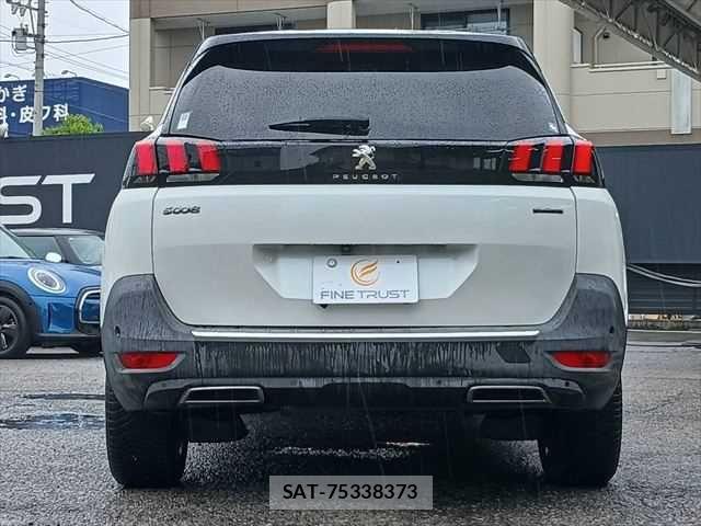 Peugeot 5008 2020-03 7878747-19