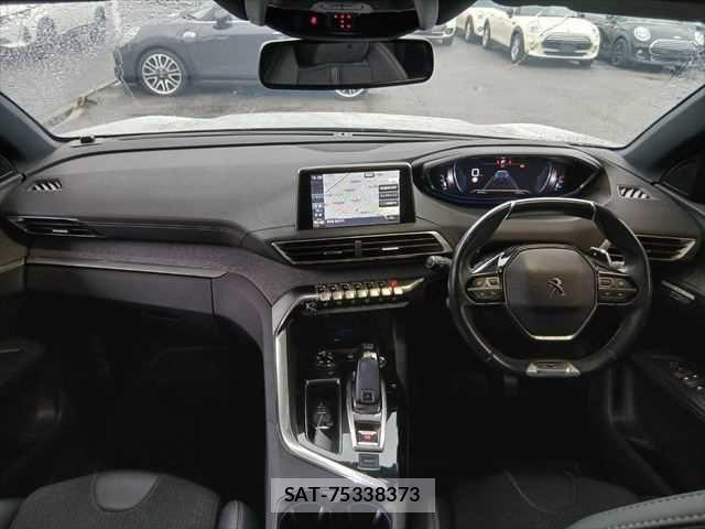 Peugeot 5008 2020-03 7878747-2