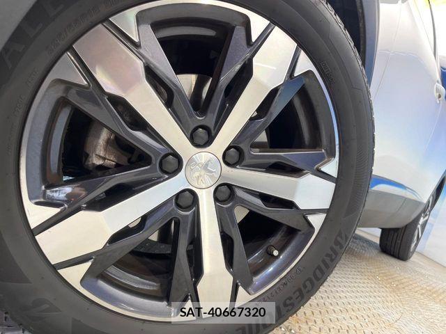 Peugeot 5008 2021-06 7878745-14