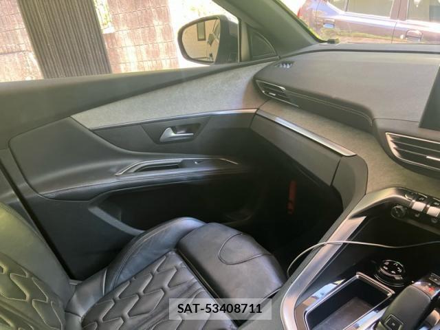 Peugeot 5008 2018-09 7980565-28