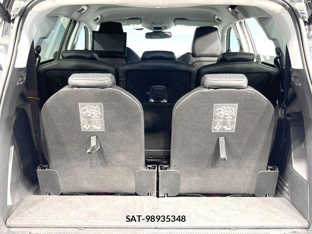 Peugeot 5008 2019-07 7980559-12