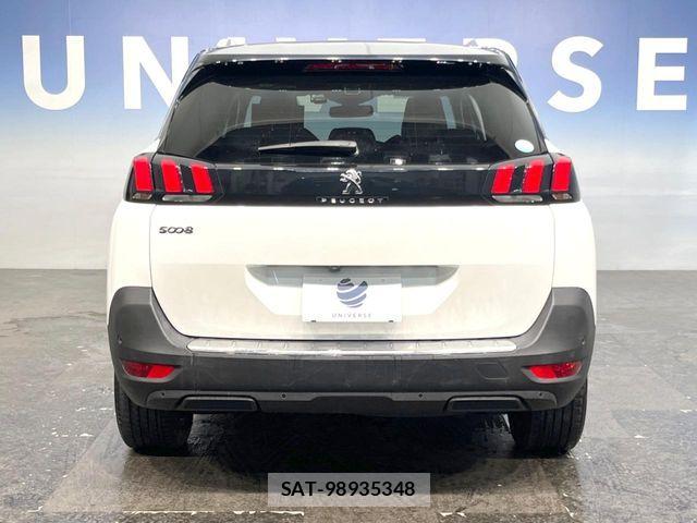 Peugeot 5008 2019-07 7980559-16